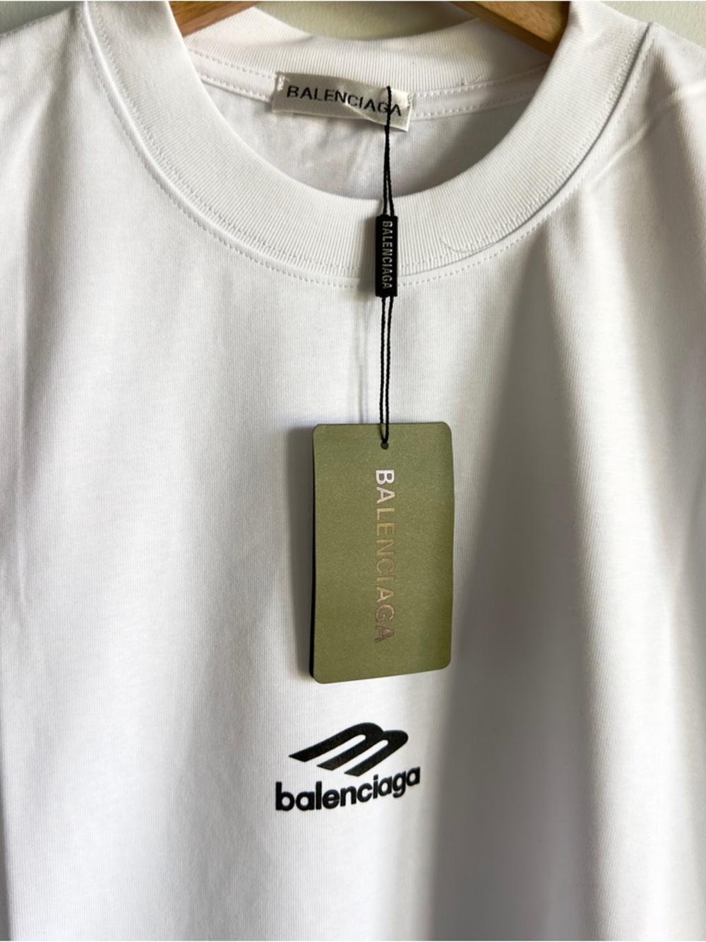 Balenciaga White Short-Sleeve Logo Tee with Black Emblem - Picture 4 of 9